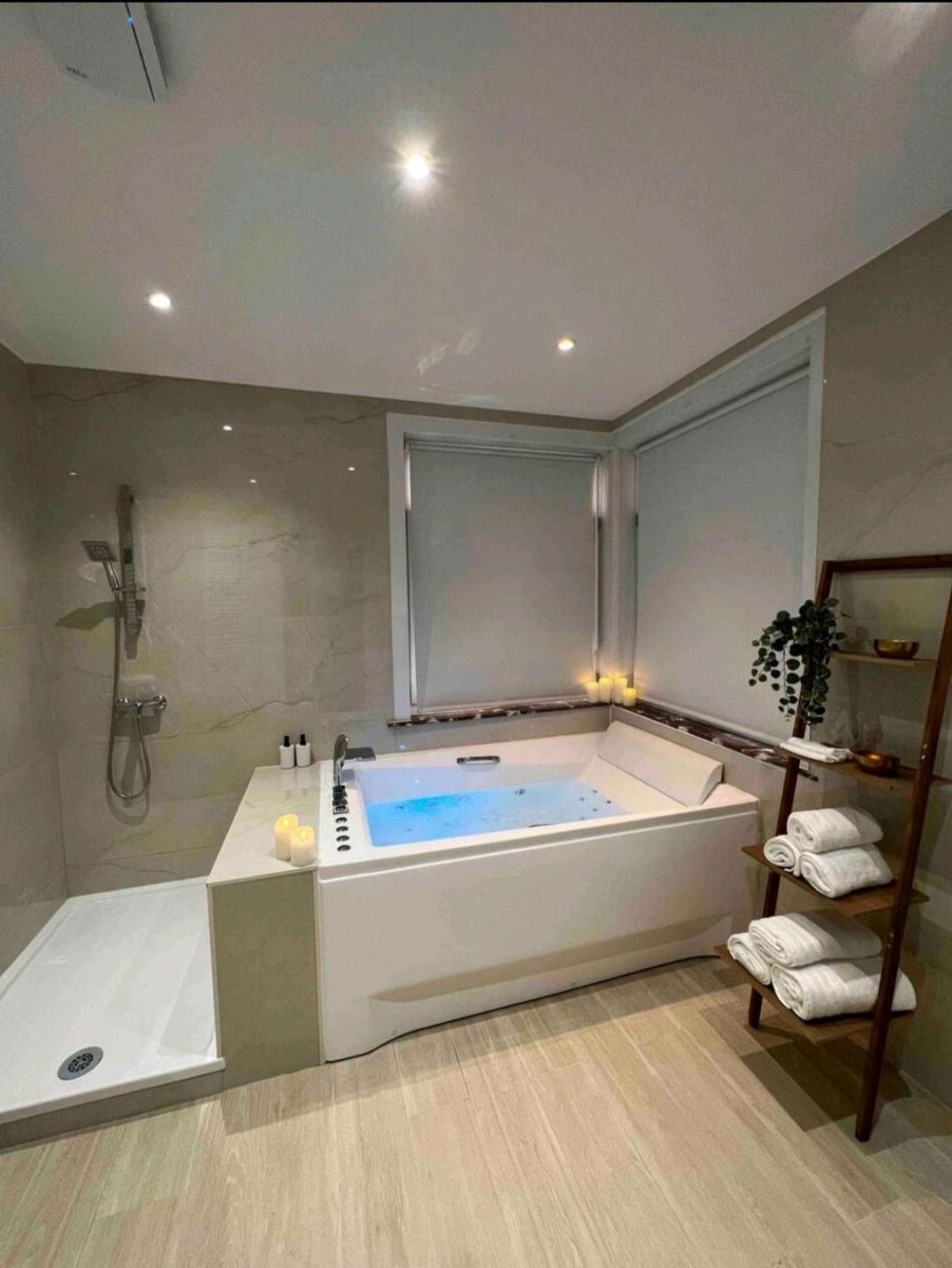 Sublime Appartement Calme Cosy & Jacuzzi Bryssel Exteriör bild
